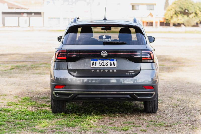 Volkswagen T-Cross Comfortline 200 TSI AT - 6