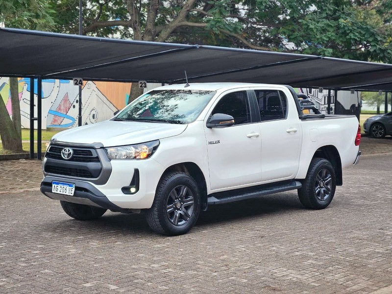 Toyota HILUX 4X2 DC SR 2.4 TDI 6 AT - 3
