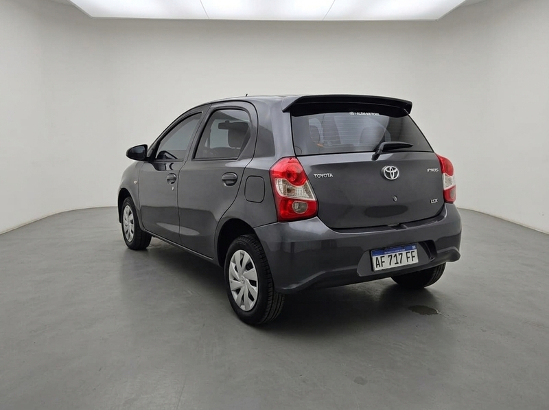Toyota ETIOS X 5P MT - 5