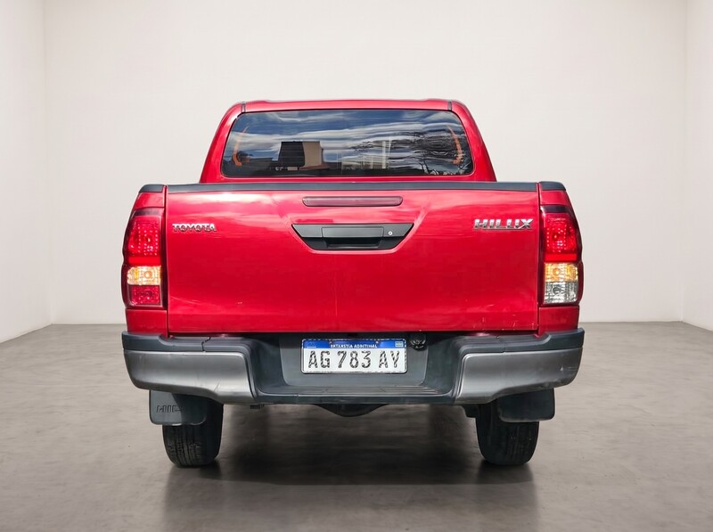 Toyota HILUX 4X2 DC DX 2.4 TDI 6 MT - 6