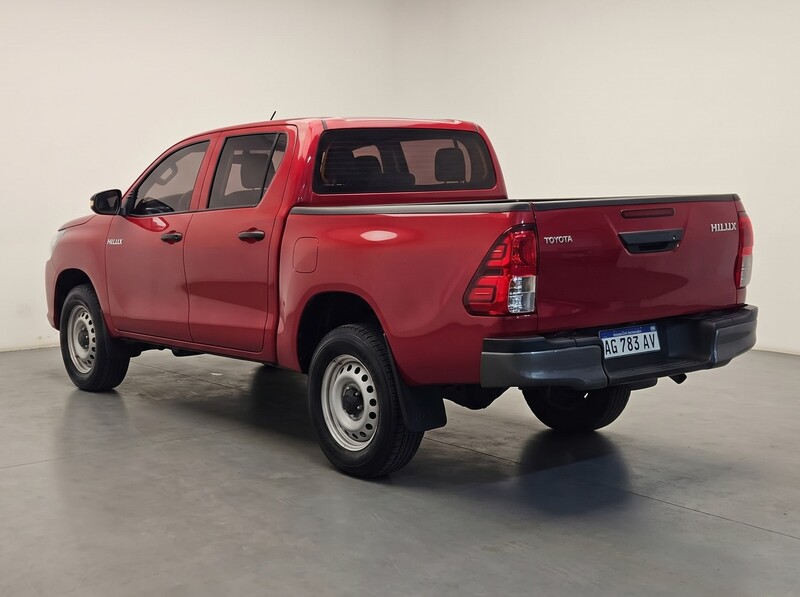 Toyota HILUX 4X2 DC DX 2.4 TDI 6 MT - 5