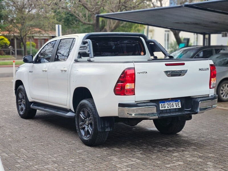 Toyota HILUX 4X2 DC SR 2.4 TDI 6 AT - 5