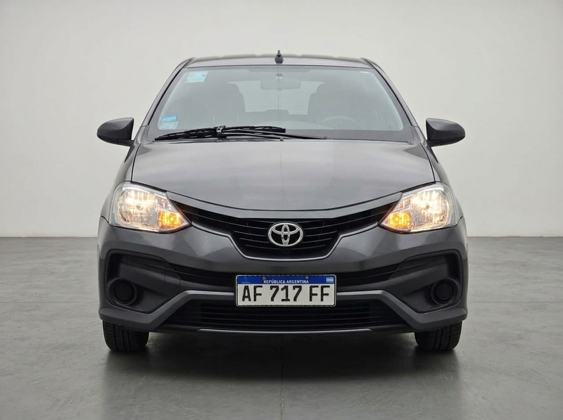 Toyota ETIOS X 5P MT - 2