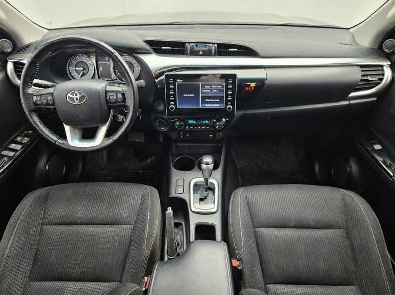 Toyota HILUX 4X4 DC SRV 2.8 TDI 6 AT - 9