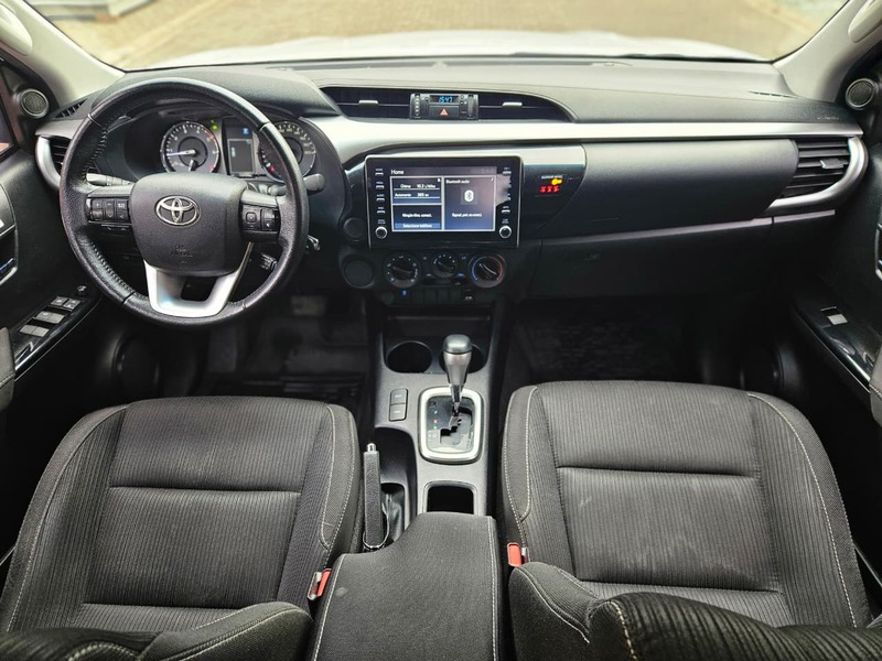 Toyota HILUX 4X2 DC SR 2.4 TDI 6 AT - 9